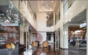 Cove West Inn Cihampelas